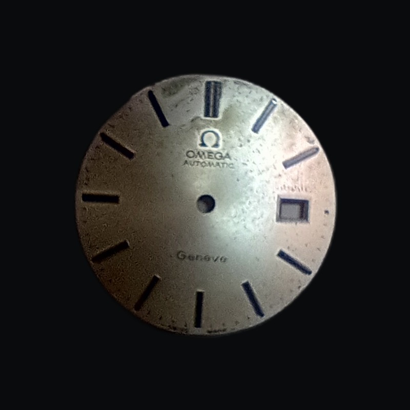 Omega Genève — received — Heavy spotting across the plate